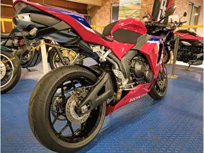 Honda CBR600RR 2024