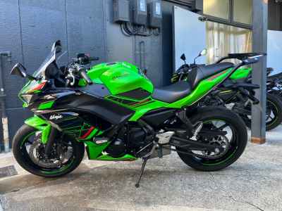 Kawasaki Ninja 650 KRT Edition 2023