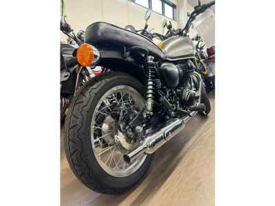 Kawasaki W800 2021