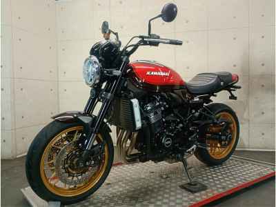Kawasaki Z900RS 2022