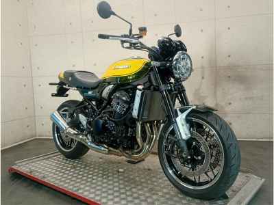 Kawasaki Z900RS 2023