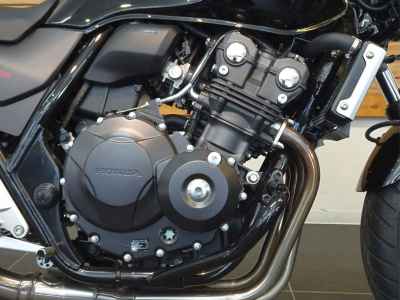Honda CB400SF 2022