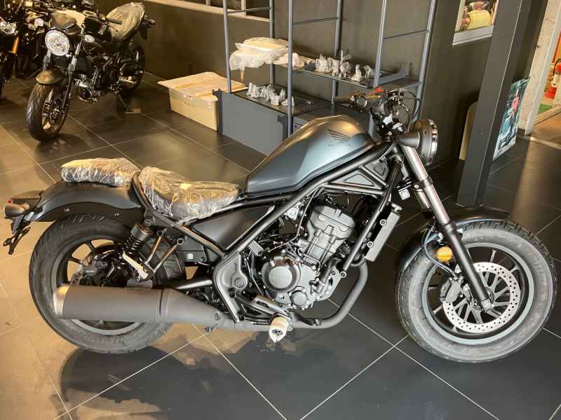 Honda Rebel CMX250 2025