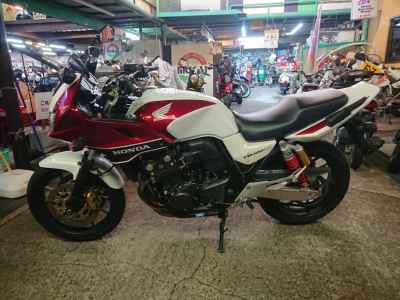 Honda CB400SFV 2014