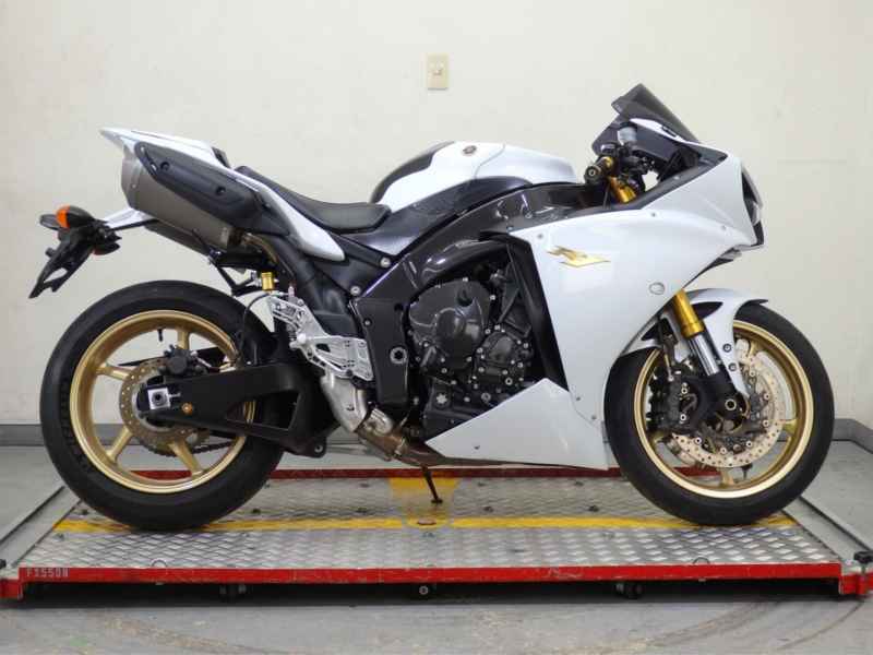Yamaha YZF-R1 2013