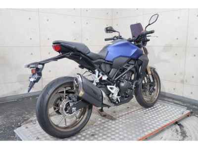 Honda CB250R 2019