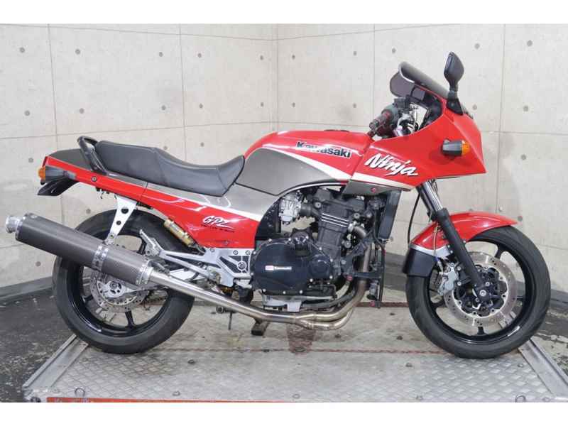 Kawasaki GPZ900R 1998