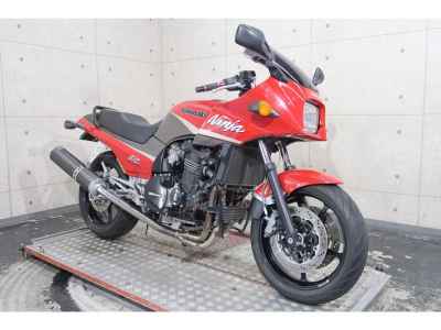 Kawasaki GPZ900R 1998