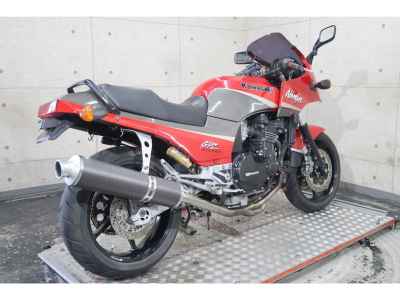 Kawasaki GPZ900R 1998