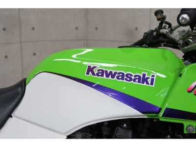 Kawasaki GPZ900R 2002