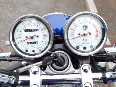 Yamaha SR400 FINAL Edition 2022