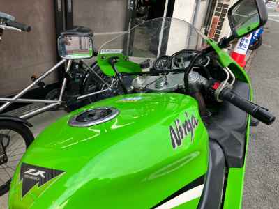 Kawasaki ZX-7R 2001