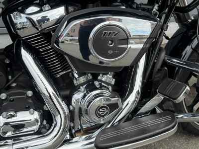 Harley-Davidson Road Glide FLTRX 2024