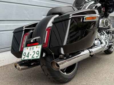 Harley-Davidson Road Glide FLTRX 2024