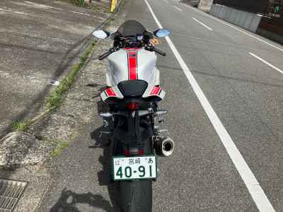 Yamaha YZF-R1 2023