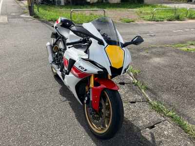 Yamaha YZF-R1 2023