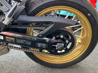 Kawasaki Z900RS 2025