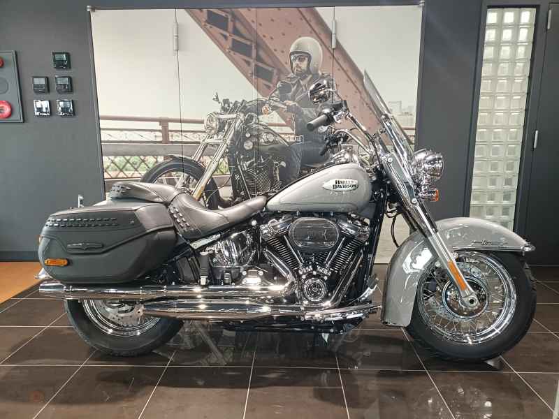 Harley-Davidson Heritage FLHCS114 2025