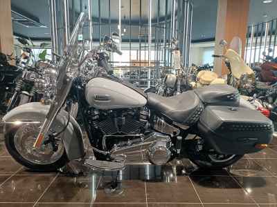 Harley-Davidson Heritage FLHCS114 2025