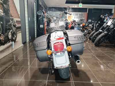 Harley-Davidson Heritage FLHCS114 2025