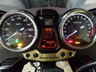 Honda CB400SFV 2017