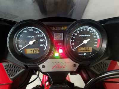 Honda CB400SFV 2011