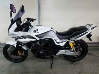 Honda CB400SFV 2011