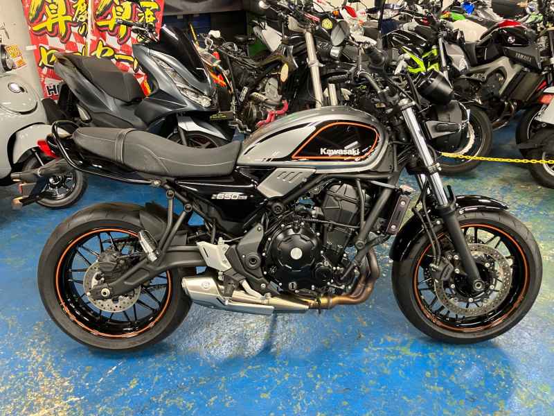 Kawasaki Z650RS 2022