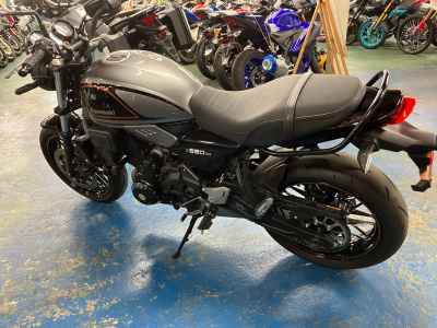 Kawasaki Z650RS 2022