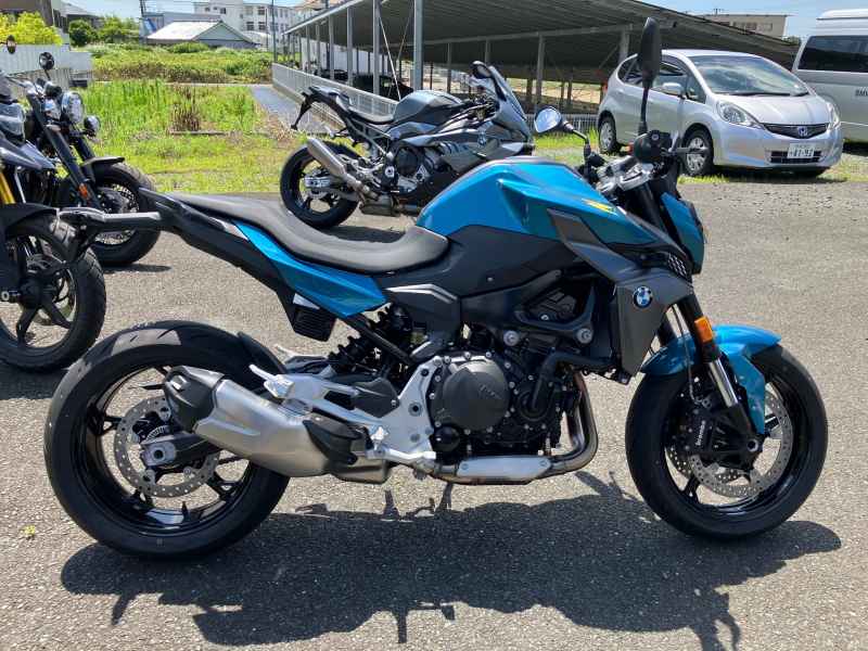 BMW F900R 2025