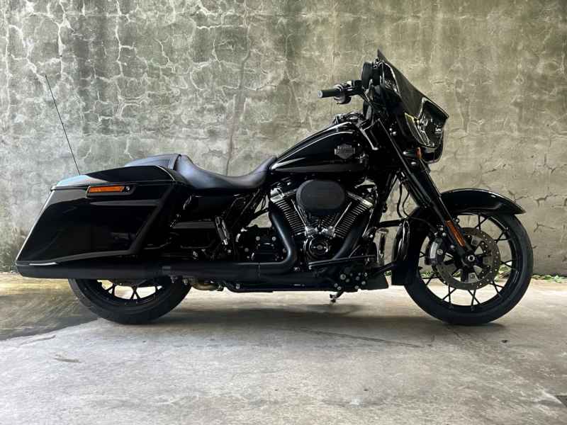 Harley-Davidson Street Glide FLHXS103 2024