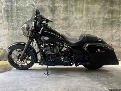 Harley-Davidson Street Glide FLHXS103 2024