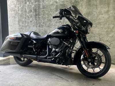 Harley-Davidson Street Glide FLHXS103 2024