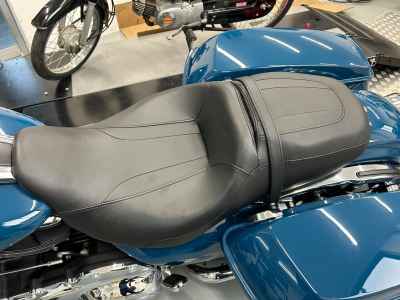 Harley-Davidson Softail FXDRS114 2021