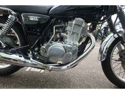 Yamaha SR400 2016