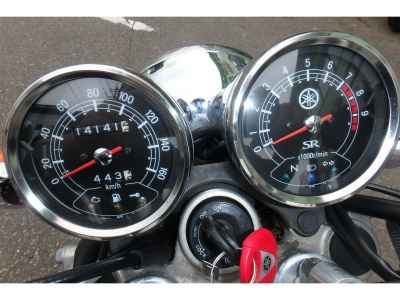 Yamaha SR400 2016