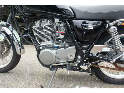 Yamaha SR400 2016