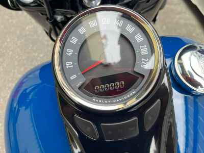 Harley-Davidson Heritage FLHCS114 2023