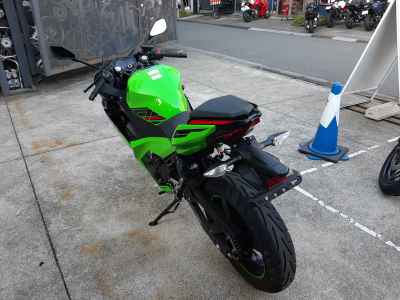 Kawasaki Ninja 250 KRT 2023