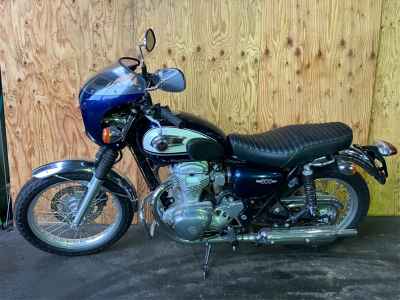 Kawasaki W800 2015