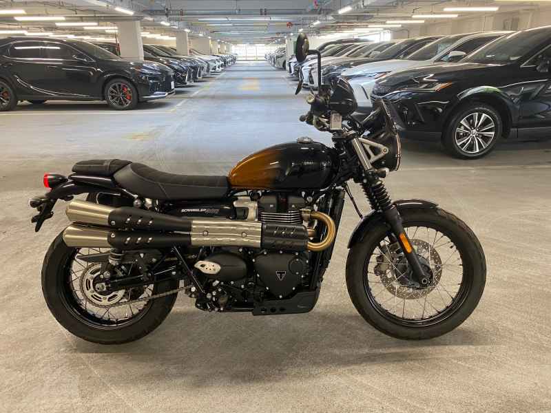 Triumph Scrambler 900 2024