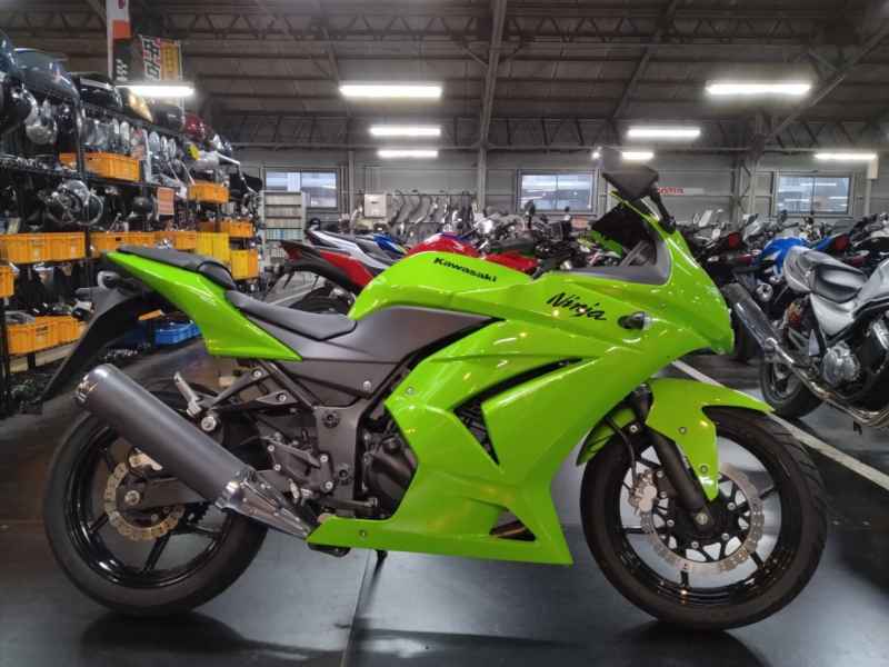 Kawasaki Ninja 250R 2012