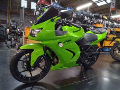 Kawasaki Ninja 250R 2012