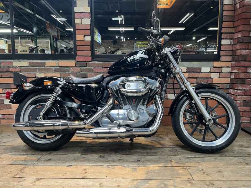 Harley-Davidson Sportster XL883R 2012