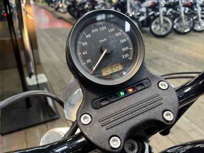 Harley-Davidson Sportster XL883R 2012