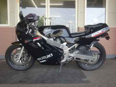 Suzuki GSX-R400 1988