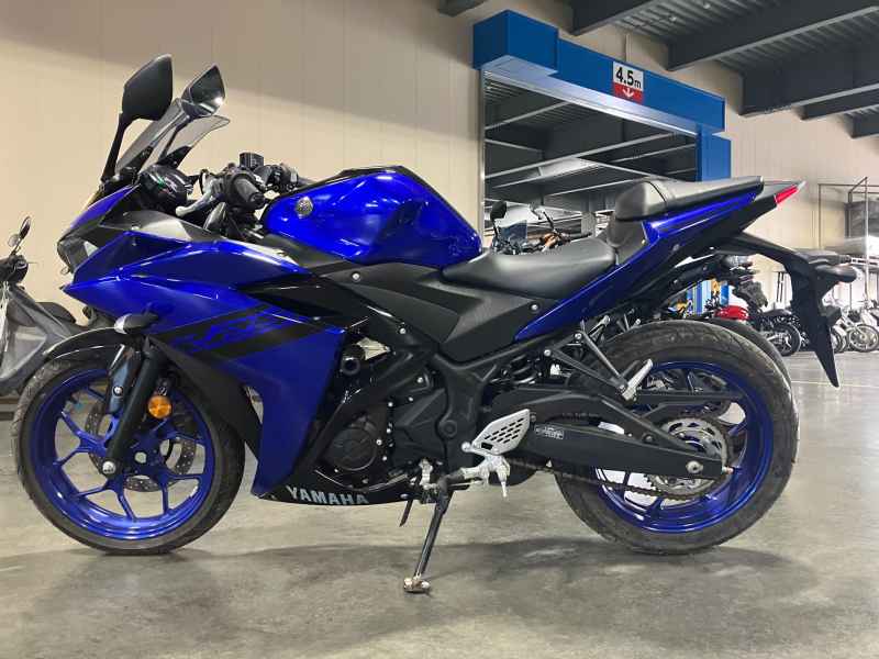 Yamaha YZF-R25 2018