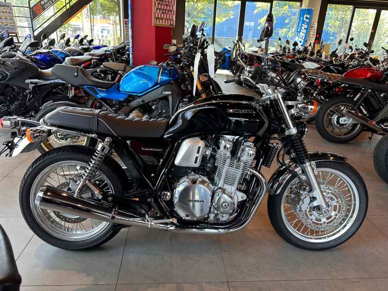 Honda CB1100 2022