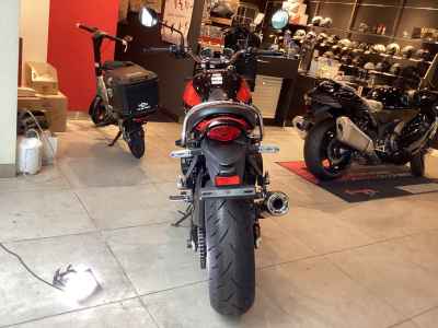 Kawasaki Z900RS 2022
