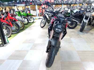 Honda CB250R 2019
